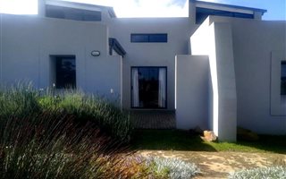 2 Bedroom House in Thornhill