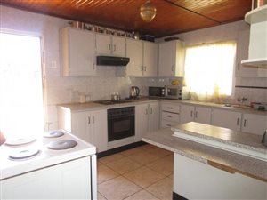 3 Bed House in Geluksdal