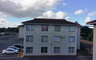 2 Bedroom Apartment in Brackenham