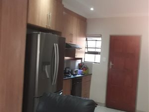 3 Bed House in Clayville