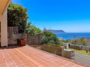 4 Bedroom House in Murdock Valley