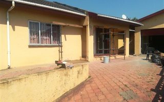 5 Bedroom House in Parkgate
