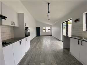3 Bed House in Highbury