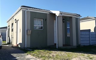 2 Bedroom House in Blue Downs