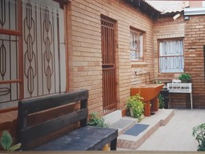 3 Bed House in Ivory Park