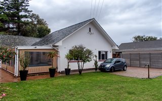 3 Bedroom House in Plumstead