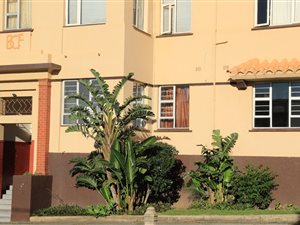 2 Bed Apartment in Quigney