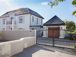4 Bed House in Val de Vie