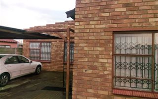 3 Bedroom House in Windmill Park