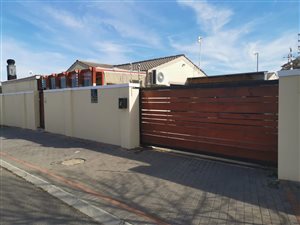 3 Bed House in Victoria Park