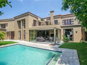 4 Bed House in Dainfern Golf Estate