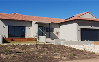 3 Bedroom House in Langebaan Country Estate