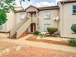 2 Bed Townhouse in Bonaero Park