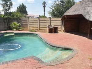 4 Bed House in Sonlandpark