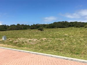 770 m² Land available in Kenton-on-Sea