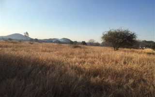 554 m² Land available in Hesteapark