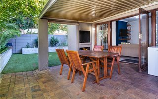 3 Bedroom House in Wynberg