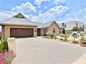 3 Bed House in Ebotse Estate