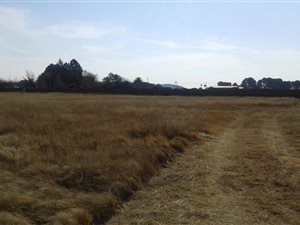 2.2 ha Land available in Hamilton