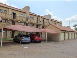 2 Bed Flat in The Orchards