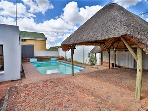 6 Bed House in Glenanda