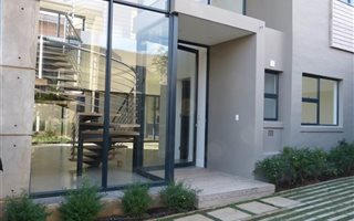3 Bedroom Cluster in Hyde Park