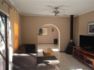 3 Bed House in Sanddrift
