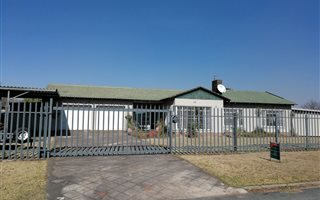 3 Bedroom House in Elspark