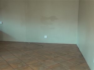 1 Bed Flat in East Lynne