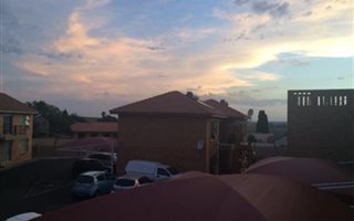 2 Bedroom House in Brackendowns