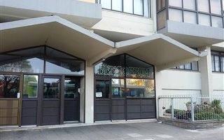 Bachelor apartment in South Beach