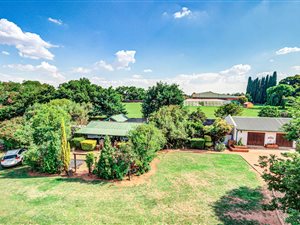 2.1 ha Farm in Nortons Home Estate