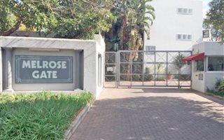 2 Bedroom Apartment in Melrose