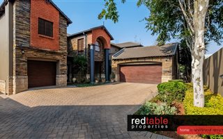4 Bedroom House in Boardwalk