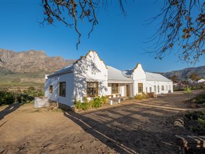 1.3 ha Farm in Stellenbosch Central