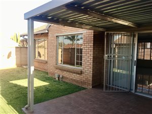 3 Bedroom Cluster in Willow Park Manor