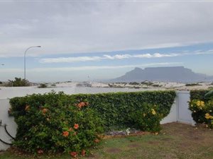 3 Bedroom Cluster in Bloubergrant
