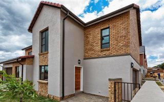 3 Bedroom Duplex in Honeydew
