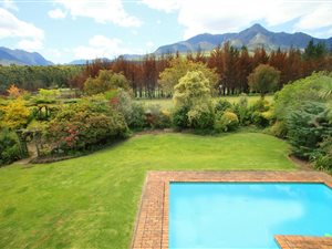 4 Bedroom House in Heatherlands