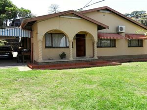 4 Bedroom House in Effingham