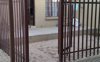 1 Bedroom Flat in Krugersdorp West