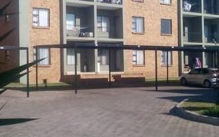 2 Bedroom Apartment in Grobler Park