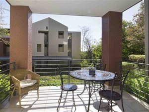 2 Bed Apartment in Bryanston