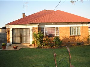 4 Bed House in Peacehaven