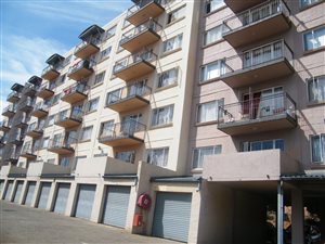 2 Bedroom Apartment in Weavind Park