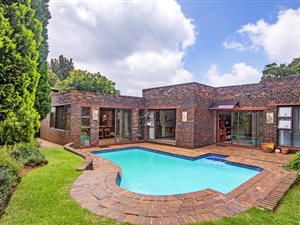 3 Bed House in Constantia Kloof