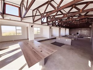 160 m² Office Space in Percelia Estate