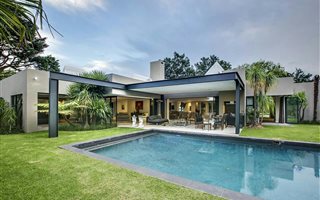 3 Bedroom House in Illovo