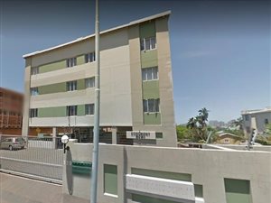 2 Bedroom Flat in Essenwood