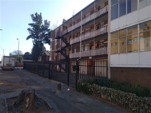 1 Bed Apartment in Germiston South